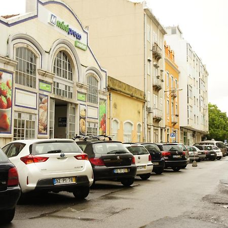 Charming Apartment Tram 28 Lissabon Exterior foto