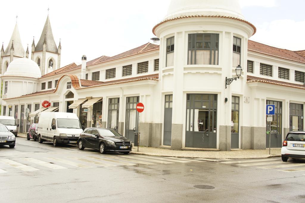Charming Apartment Tram 28 Lissabon Exterior foto